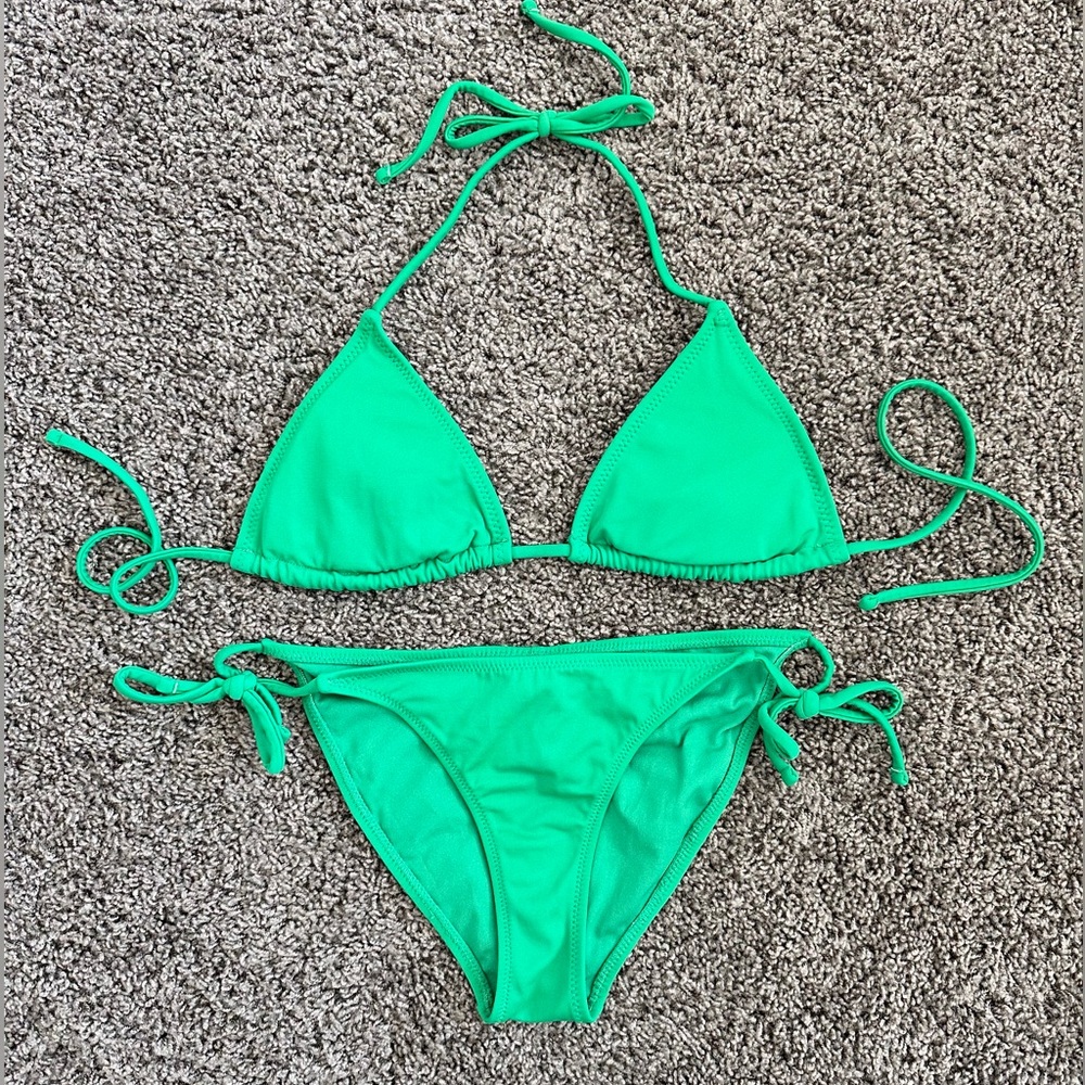 FOREVER 21 Bikini, Color Green, Size Small